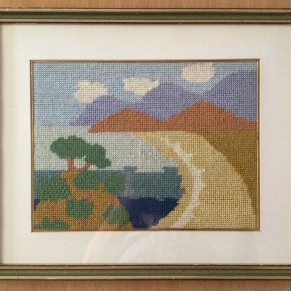 Handcrafted needlework yarn art cross stitch embroidery picture landscape frame - Picture 3 of 4